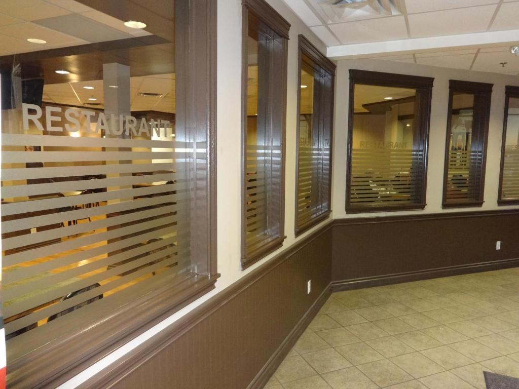 Sands Inn & Suites Edmonton Szoba fotó